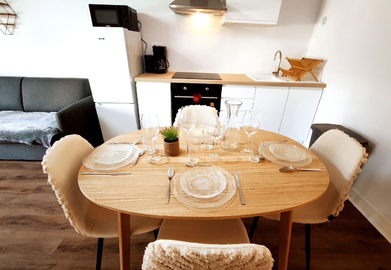 Dining room for 4 people